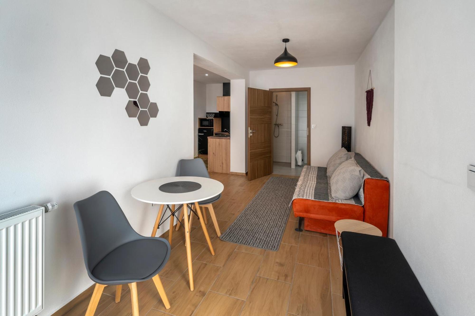 טלץ' Apartmany Pod Namestim 2 מראה חיצוני תמונה