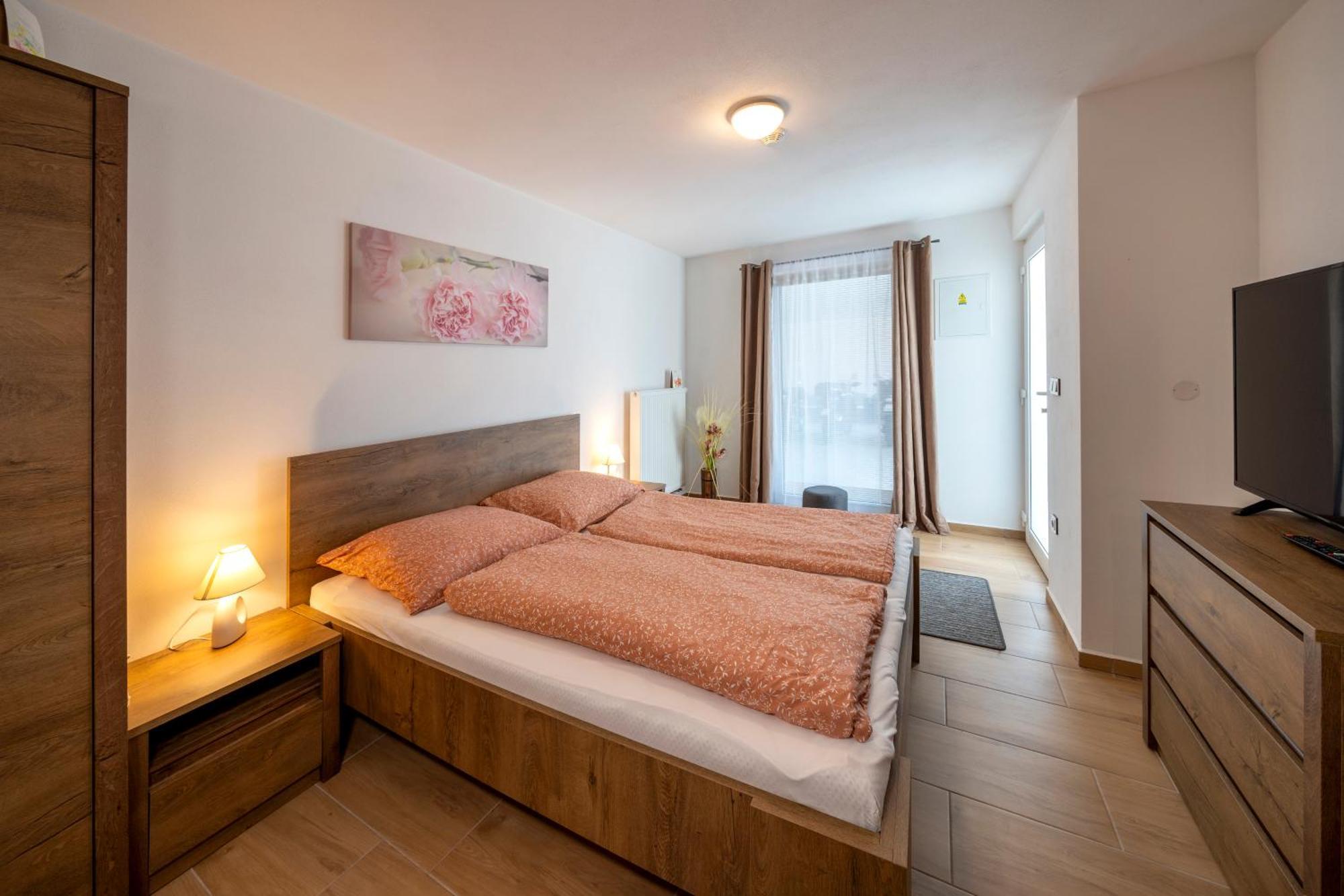 טלץ' Apartmany Pod Namestim 2 מראה חיצוני תמונה