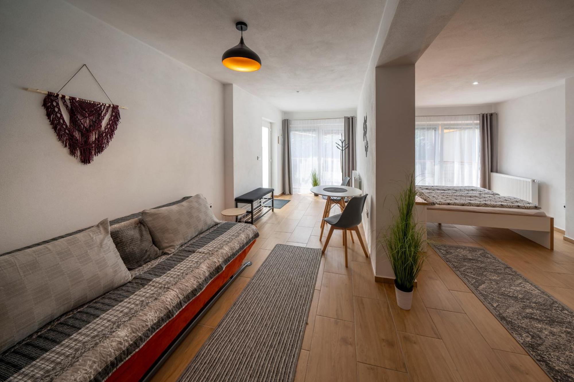 טלץ' Apartmany Pod Namestim 2 מראה חיצוני תמונה