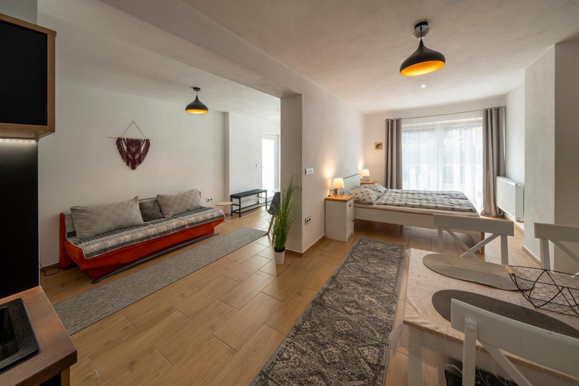 טלץ' Apartmany Pod Namestim 2 מראה חיצוני תמונה