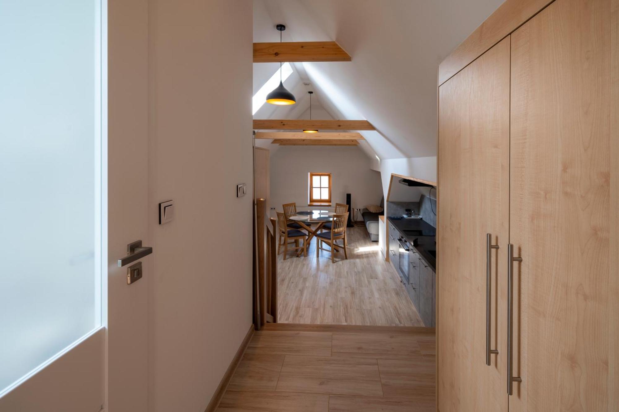 טלץ' Apartmany Pod Namestim 2 מראה חיצוני תמונה